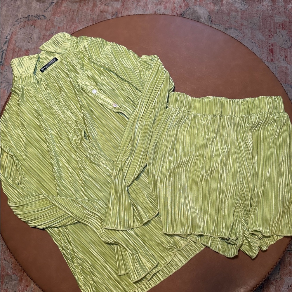 SHEIN Light Green Pleated Garment